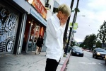 เทา EXO สวมสร้อยข้อมือ EXO Cartier ของเขาในการอัพเดทล่าสุดบน Instagram