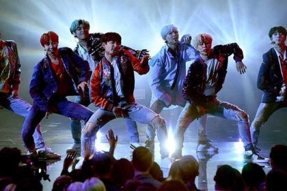 BTS ถูกบันทึกลงใน บันทึกสถิติโลก Guinness World Record 2018 ผ่านการแสดงในงาน AMAs ที่ผ่านมา
